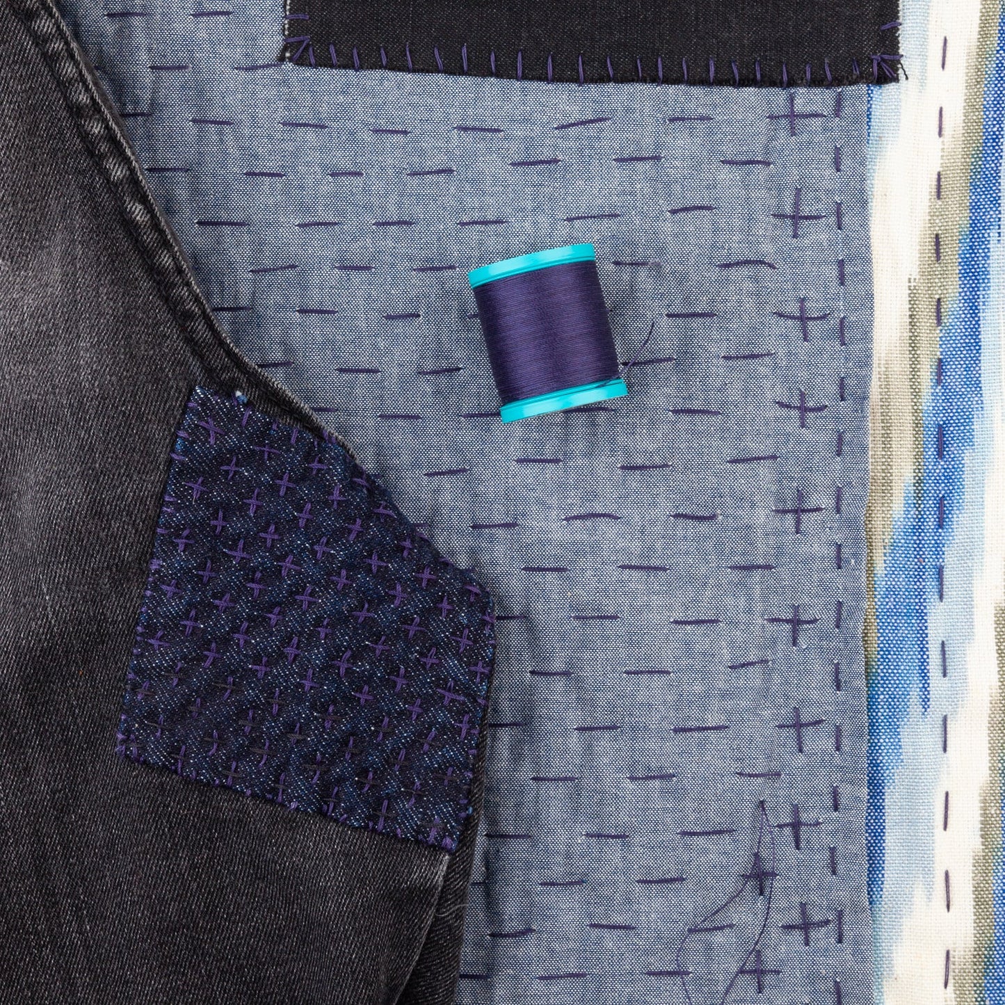 Coats & Clark Button & Craft Thread - Miniature Rhino